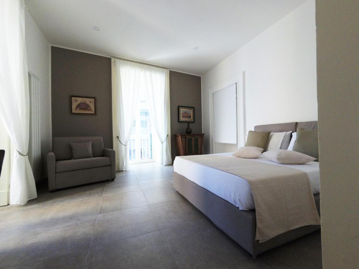 Questo Rinascimento Casa Audrey Naples Exterior photo